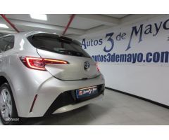 Toyota Corolla 1.8 125H ACTIVE TECH ECVT de 2020 con 34.000 Km por 18.990 EUR. en Tenerife