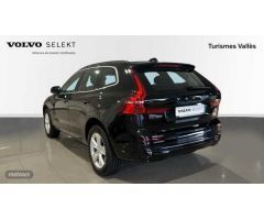 Volvo XC 60 XC60 B4 CORE de 2024 con 25.200 Km por 41.900 EUR. en Barcelona