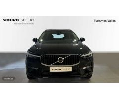 Volvo XC 60 XC60 B4 CORE de 2024 con 25.200 Km por 41.900 EUR. en Barcelona