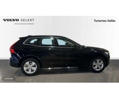 Volvo XC 60 XC60 B4 CORE de 2024 con 25.200 Km por 41.900 EUR. en Barcelona