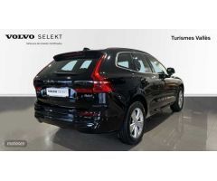 Volvo XC 60 XC60 B4 CORE de 2024 con 25.200 Km por 41.900 EUR. en Barcelona