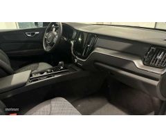 Volvo XC 60 XC60 B4 CORE de 2024 con 25.200 Km por 41.900 EUR. en Barcelona