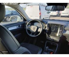 Volvo XC40 TODOTERRENO 2.0 D3 MOMENTUM AUTOMATICO 150CV 5P de 2019 con 92.572 Km por 25.900 EUR. en
