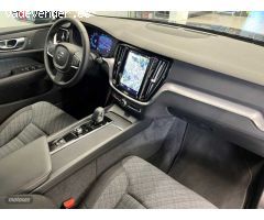 Volvo S60 2.0 B4 G CORE 197 CV de 2024 con 25.565 Km por 35.800 EUR. en A Coruna