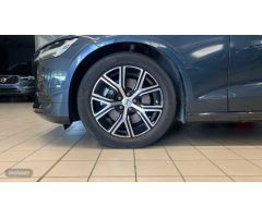 Volvo S60 2.0 B4 G CORE 197 CV de 2024 con 25.565 Km por 35.800 EUR. en A Coruna