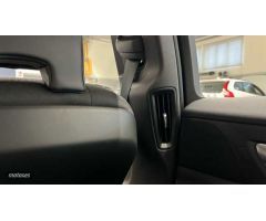 Volvo S60 2.0 B4 G CORE 197 CV de 2023 con 37.717 Km por 35.700 EUR. en A Coruna