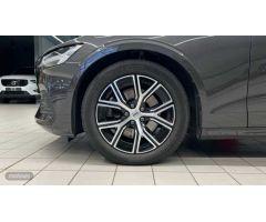 Volvo S60 2.0 B4 G CORE 197 CV de 2023 con 37.717 Km por 35.700 EUR. en A Coruna