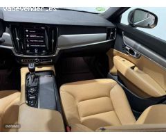 Volvo S 90 D4 Bussines Plus Automatico de 2020 con 94.829 Km por 28.700 EUR. en Badajoz
