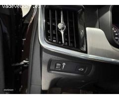 Volvo S 90 D4 Bussines Plus Automatico de 2020 con 94.829 Km por 28.700 EUR. en Badajoz