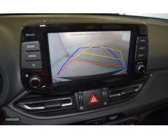 Hyundai i30 1.0 TGDI Klass LR 120 de 2021 con 26.339 Km por 17.000 EUR. en Madrid
