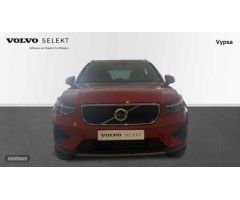 Volvo XC40 2.0 B3 CORE AUTO 163 5P de 2024 con 20.884 Km por 33.500 EUR. en Ciudad Real