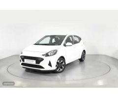 Hyundai i10 1.0 MPI Klass de 2024 con 7.650 Km por 14.900 EUR. en Barcelona