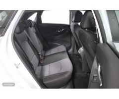 Hyundai i30 1.0 TGDI Klass 48V 100 de 2024 con 7.594 Km por 22.900 EUR. en Barcelona