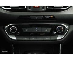 Hyundai i30 1.0 TGDI Klass 48V 100 de 2024 con 7.594 Km por 22.900 EUR. en Barcelona
