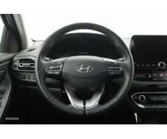 Hyundai i30 1.0 TGDI Klass 48V 100 de 2024 con 7.594 Km por 22.900 EUR. en Barcelona
