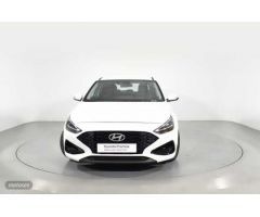 Hyundai i30 1.0 TGDI Klass 48V 100 de 2024 con 7.594 Km por 22.900 EUR. en Barcelona
