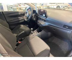 Hyundai Bayon 1.2 MPI Klass de 2025 con 15 Km por 19.800 EUR. en Almeria