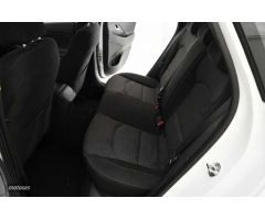 Hyundai i30 1.5 DPI Klass SLX 110 de 2024 con 10.754 Km por 19.300 EUR. en Barcelona