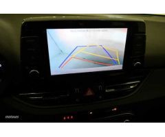 Hyundai i30 1.5 DPI Klass SLX 110 de 2024 con 10.754 Km por 19.300 EUR. en Barcelona