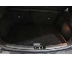 Hyundai i30 1.5 DPI Klass SLX 110 de 2024 con 16.107 Km por 19.490 EUR. en Barcelona