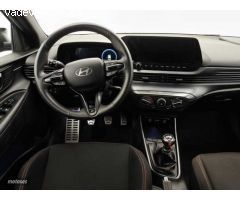 Hyundai i20 1.2 MPI N Line de 2024 con 7.106 Km por 17.900 EUR. en Barcelona