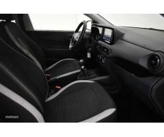 Hyundai i10 1.0 MPI Klass de 2024 con 6.342 Km por 16.250 EUR. en Baleares