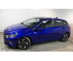 Hyundai i20 1.2 MPI Klass de 2021 con 74.338 Km por 12.990 EUR. en Madrid