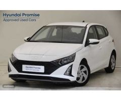 Hyundai i20 1.2 MPI Essence de 2024 con 7.886 Km por 17.500 EUR. en Girona
