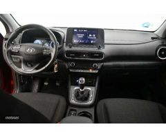 Hyundai Kona 1.0 TGDI 48V Maxx 4x2 de 2022 con 15.722 Km por 18.900 EUR. en Girona