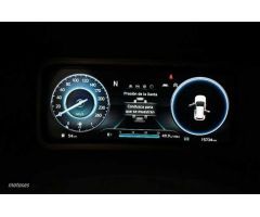 Hyundai Kona 1.0 TGDI 48V Maxx 4x2 de 2022 con 15.722 Km por 18.900 EUR. en Girona