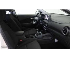 Hyundai Kona 1.0 TGDI Maxx 4x2 de 2023 con 10.068 Km por 18.990 EUR. en Girona