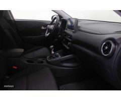 Hyundai Kona 1.0 TGDI Maxx 4x2 de 2023 con 10.748 Km por 18.900 EUR. en Girona