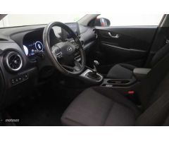Hyundai Kona 1.0 TGDI Maxx 4x2 de 2023 con 10.748 Km por 18.900 EUR. en Girona