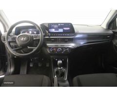 Hyundai Bayon 1.2 MPI Klass de 2024 con 15.503 Km por 17.900 EUR. en Girona