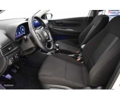 Hyundai i20 1.0 TGDI Klass 100 de 2024 con 10.429 Km por 18.900 EUR. en Girona