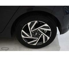 Hyundai i20 1.0 TGDI Klass 100 de 2024 con 17.059 Km por 18.900 EUR. en Girona