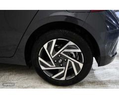 Hyundai i20 1.0 TGDI Klass 100 de 2024 con 16.222 Km por 18.900 EUR. en Girona