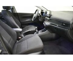 Hyundai i20 1.0 TGDI Klass 100 de 2024 con 17.164 Km por 18.900 EUR. en Girona