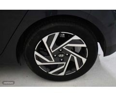 Hyundai i20 1.2 MPI Klass de 2024 con 14.468 Km por 17.900 EUR. en Girona