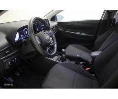 Hyundai i20 1.2 MPI Klass de 2024 con 12.279 Km por 17.900 EUR. en Girona