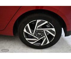 Hyundai i20 1.2 MPI Klass de 2024 con 6.635 Km por 17.900 EUR. en Girona
