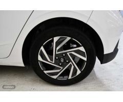 Hyundai i20 1.2 MPI Klass de 2024 con 17.713 Km por 17.900 EUR. en Girona