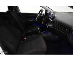 Hyundai Bayon 1.0 TGDI 48V Maxx de 2024 con 27.315 Km por 17.900 EUR. en Girona