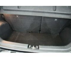 Hyundai i10 1.0 MPI Klass de 2021 con 20.939 Km por 12.900 EUR. en Girona
