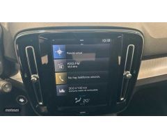 Volvo XC40 XC40 T3 Business Plus Automatico de 2019 con 137.062 Km por 20.500 EUR. en Barcelona