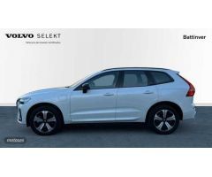 Volvo XC 60 2.0 T6 RECHARGE PLUS DARK AUTO 4WD 350 5P de 2023 con 18.322 Km por 49.900 EUR. en Madri