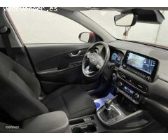 Hyundai Kona 1.0 TGDI 48V Tecno 4X2 de 2022 con 29.075 Km por 23.990 EUR. en Madrid
