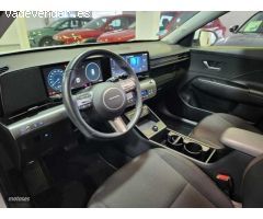 Hyundai Kona 1.6 GDI HEV Maxx DCT de 2023 con 20.000 Km por 27.490 EUR. en Madrid
