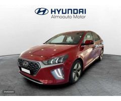 Hyundai Ioniq 1.6 GDI HEV Tecno DT de 2019 con 29.346 Km por 20.500 EUR. en Madrid
