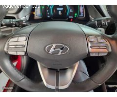 Hyundai Ioniq 1.6 GDI HEV Tecno DT de 2019 con 29.346 Km por 20.500 EUR. en Madrid